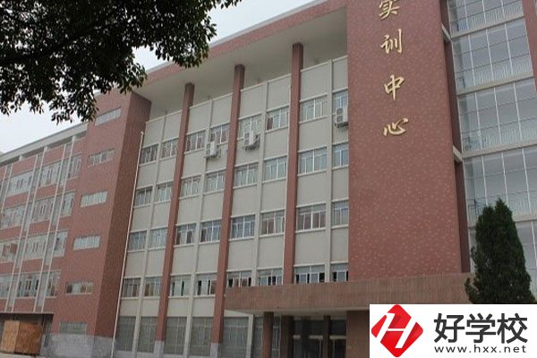 岳陽市高級技工學(xué)校怎么樣，開設(shè)了哪些招生專業(yè)？