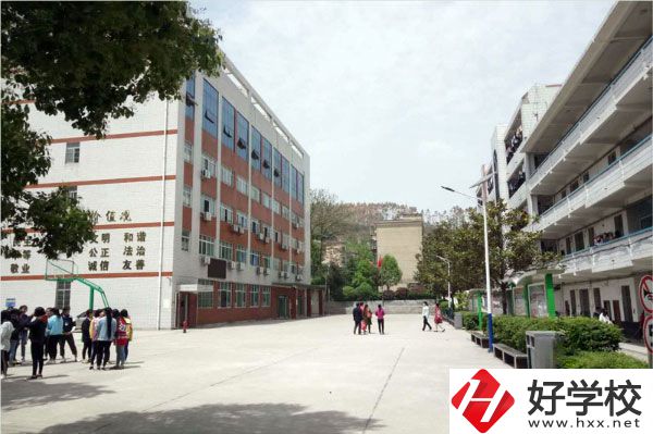 邵陽市女子職業(yè)學校有哪些辦學特色？