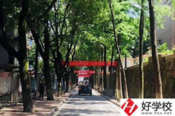 長沙航天學(xué)校地址在哪里，校園環(huán)境如何？